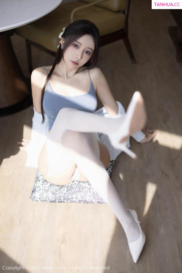 王馨瑶  [XiuRen]高清写真图 2023.10.16 No.7515 王馨瑶yanni 丝袜美腿第75张图片